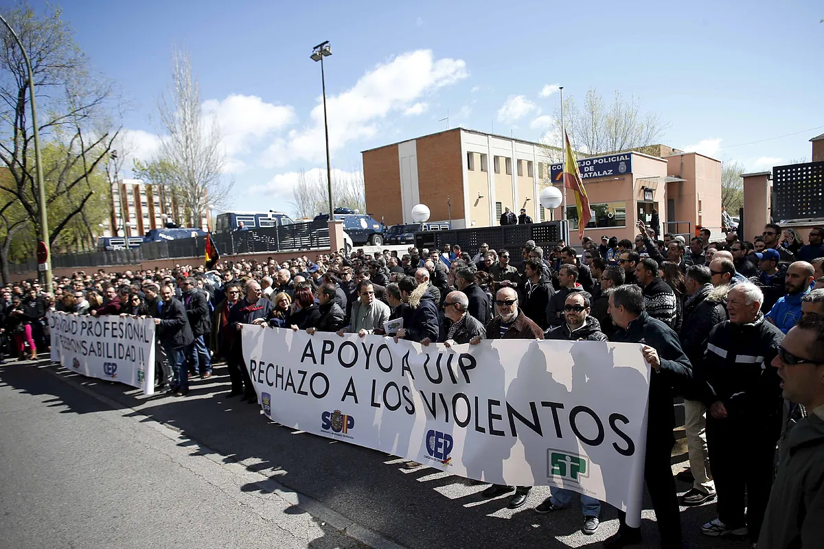 Sindicatos policiales se manifiestan en Madrid para denunciar el abandono de la UIP y la escasez de agentes en la unidad