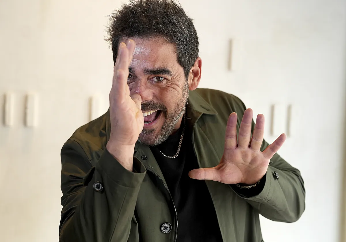 "No se me han caído los anillos. Me he vestido de romano, he sido gigoló... No tenía un duro"