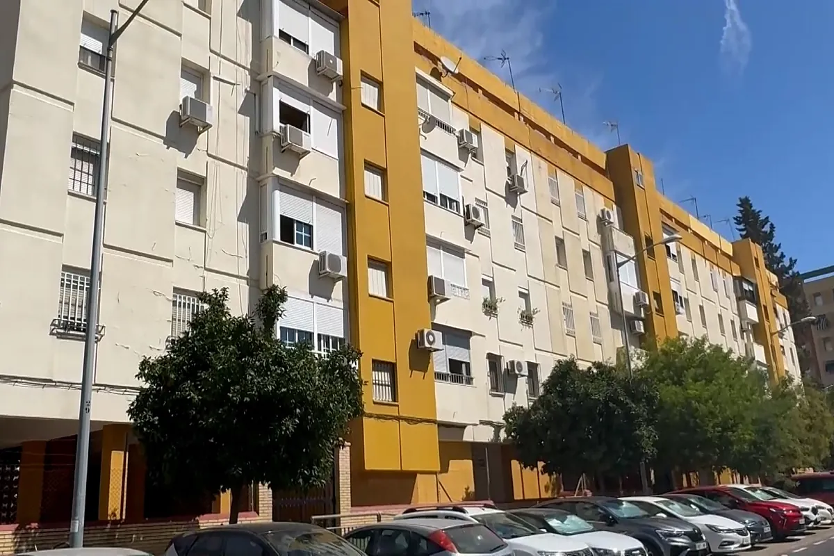 Una niña de 11 años muere en Sevilla después de caer de la terraza de una vivienda
