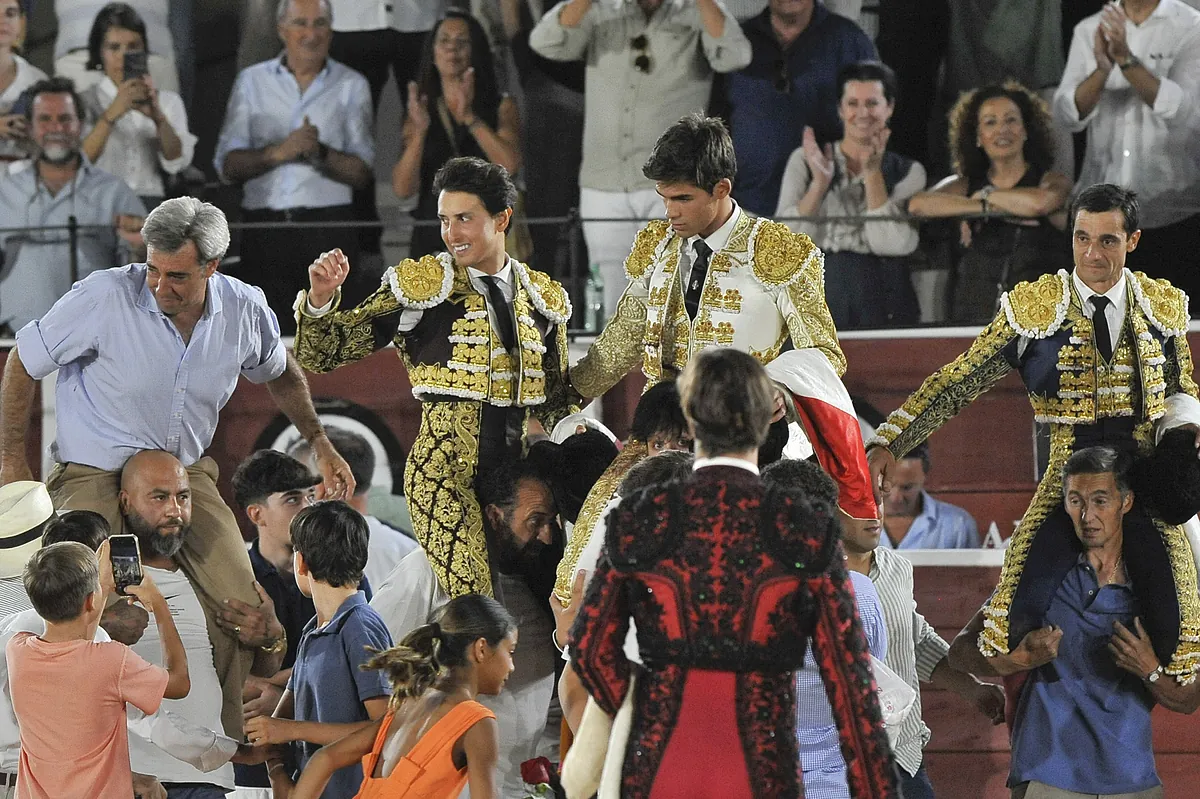 Intensa y triunfal jornada del sábado en Valladolid, Salamanca y Albacete con indulto y alternativa incluidos