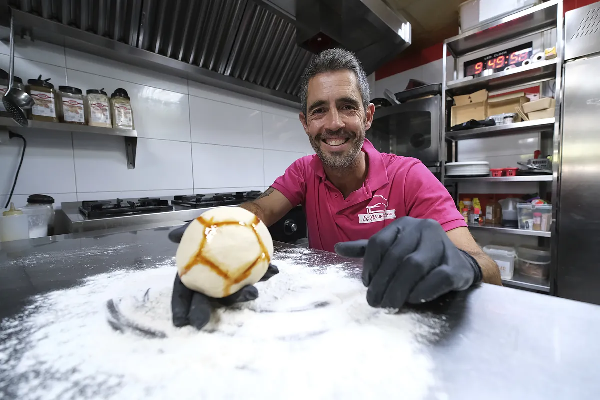 El ex futbolista que ha creado un catering  postpartidos  de LaLiga y la ACB: de las pizzas o hamburguesas para los jugadores con más apetito a la comida halal