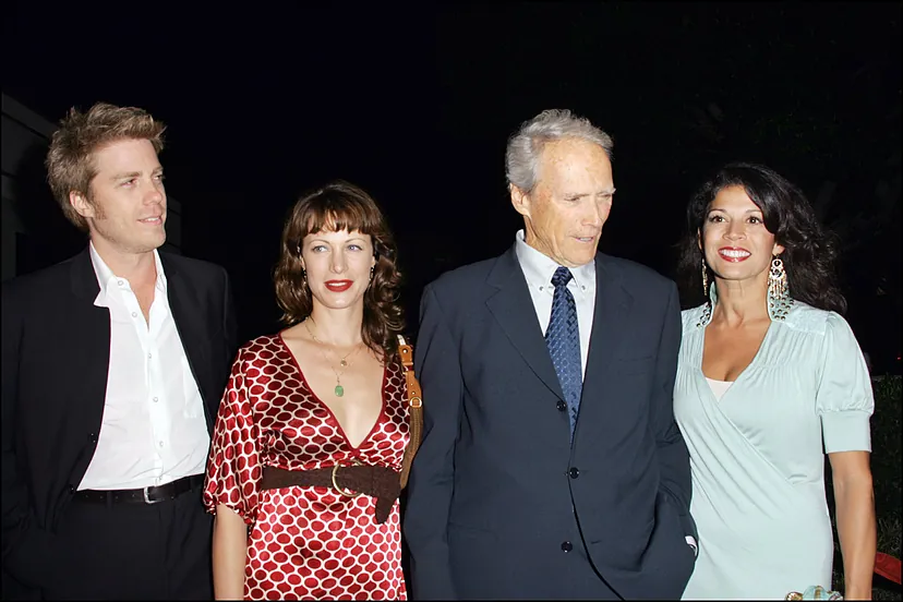 clint eastwood y esposa